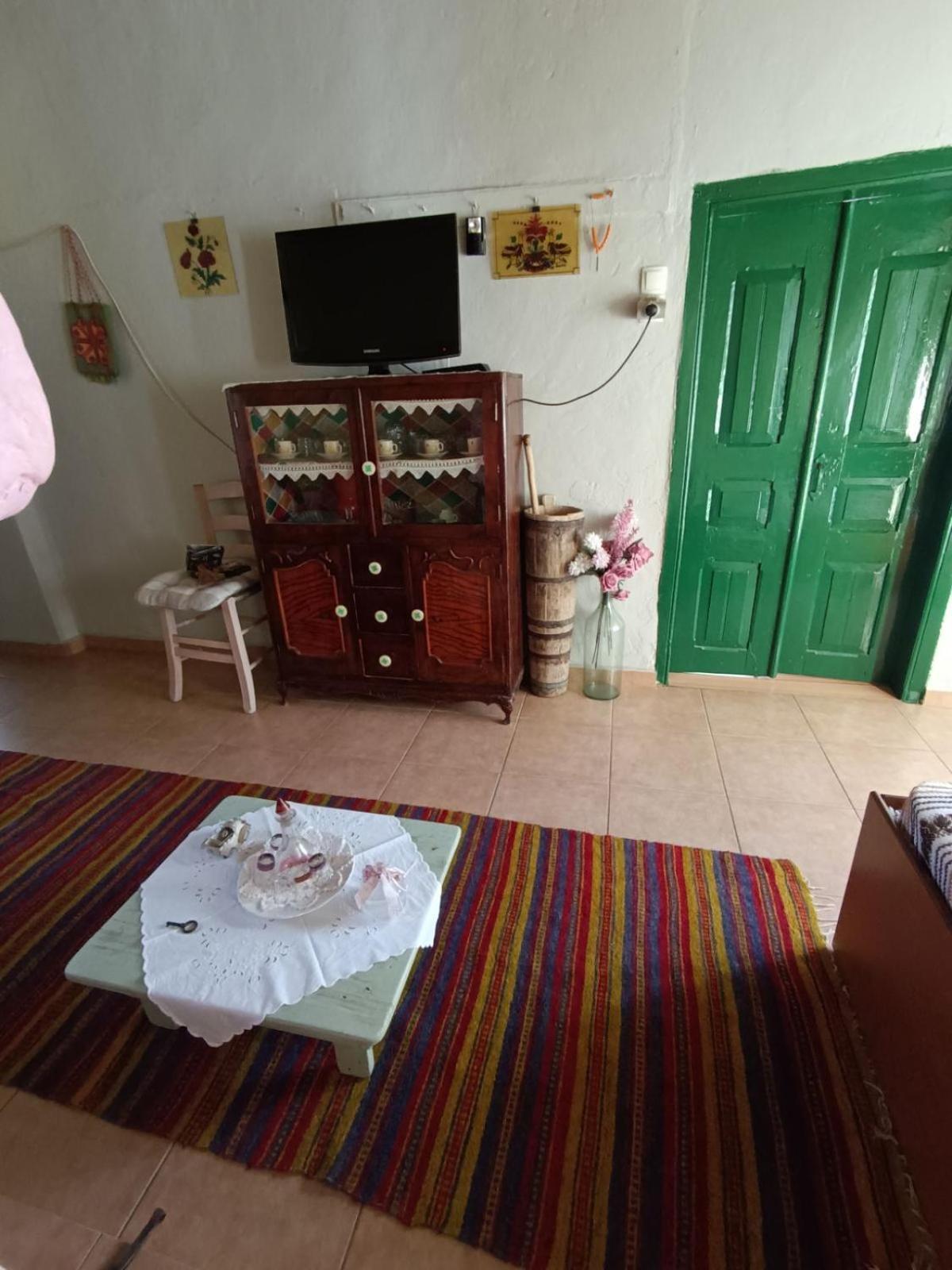 فيلا Ktimata Evdoxia Platanoussa المظهر الخارجي الصورة